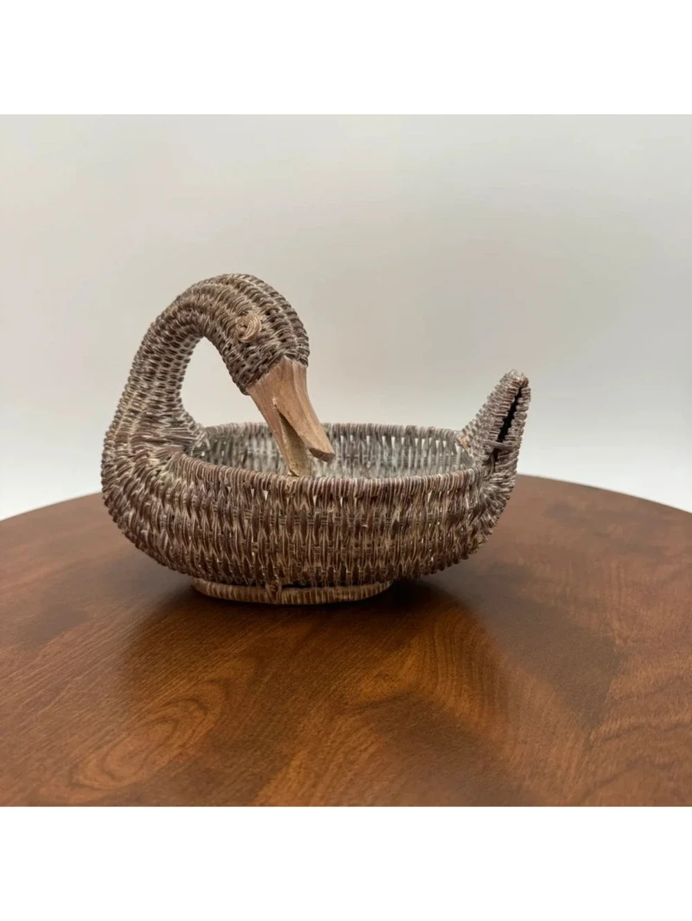 Vintage Woven Wicker Swan Basket Carved Wood Cottage Decor
